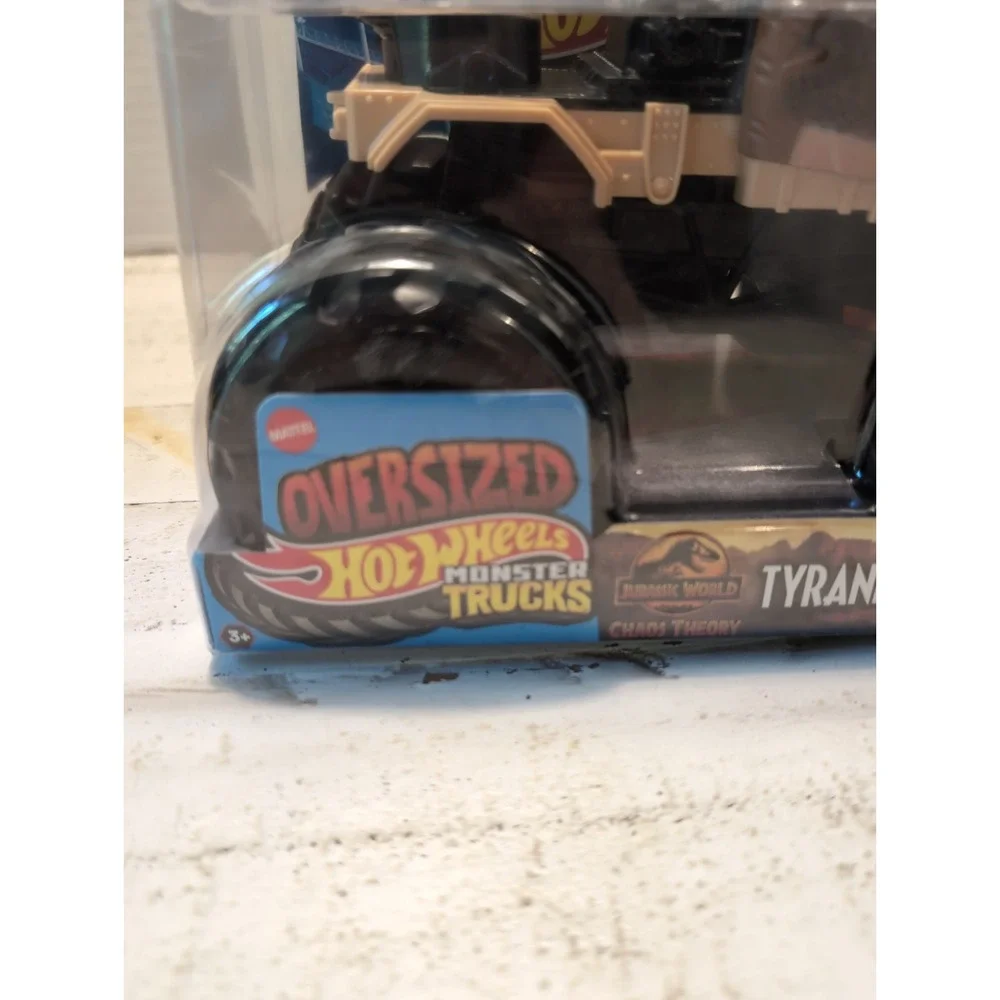 Hot Wheels Jurassic Dino Diecast Monster Truck - 1:24 Scale
